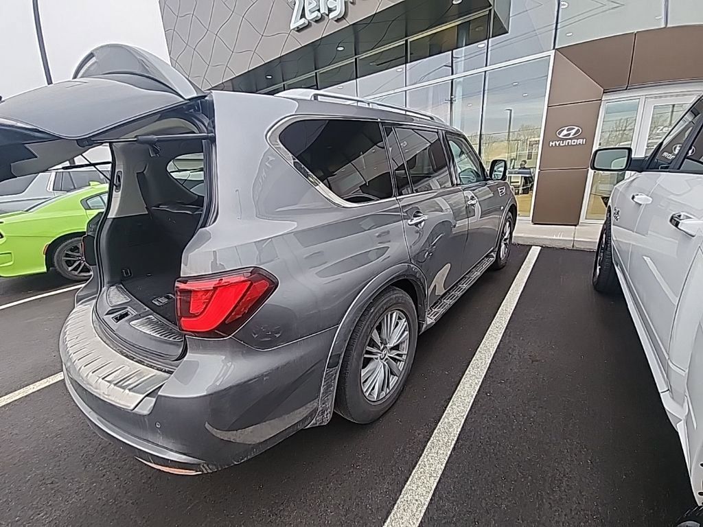 2019 INFINITI QX80 - Image 9