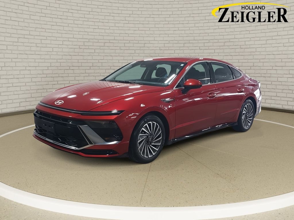 Certified 2025 Hyundai Sonata Hybrid SEL Sedan