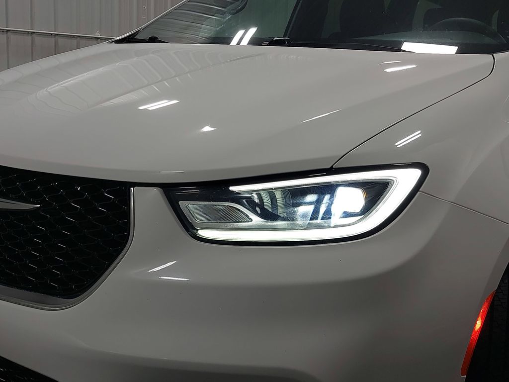 2025 CHRYSLER PACIFICA - Image 33