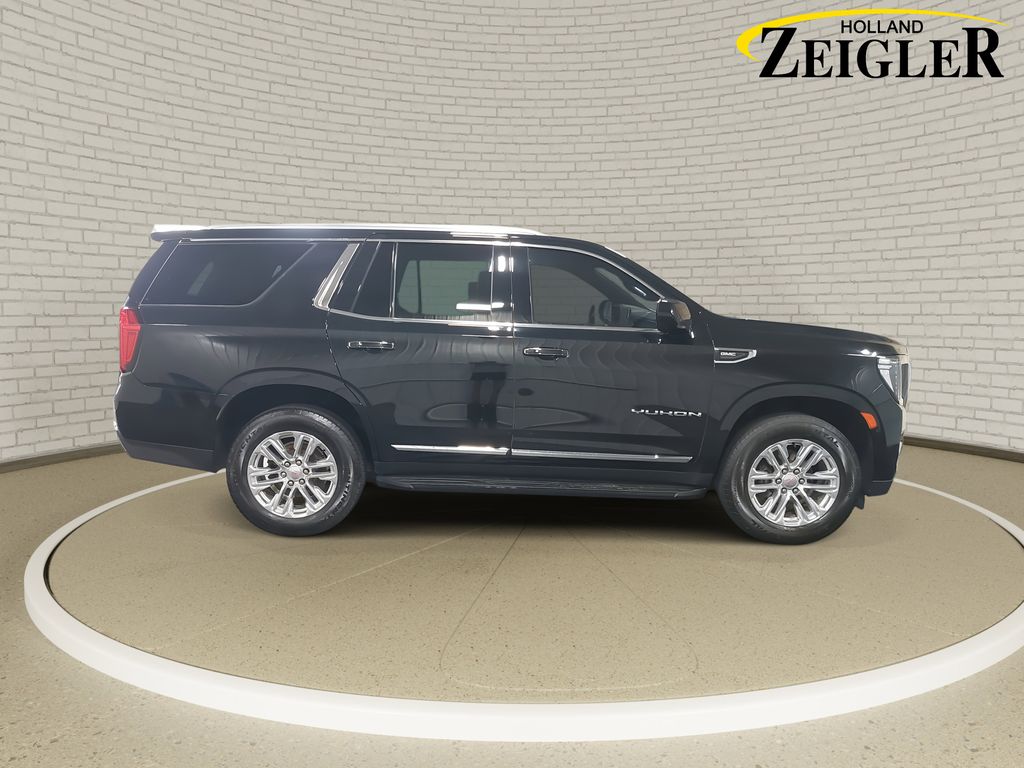2023 GMC YUKON - Image 4