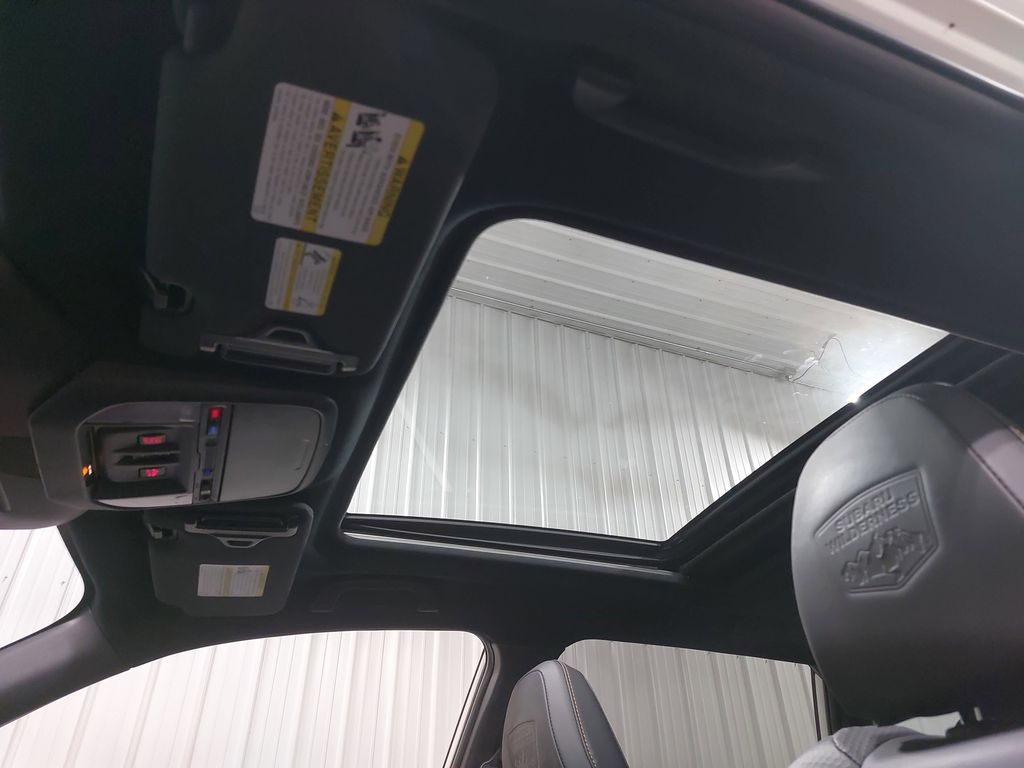 2024 SUBARU FORESTER - Image 32