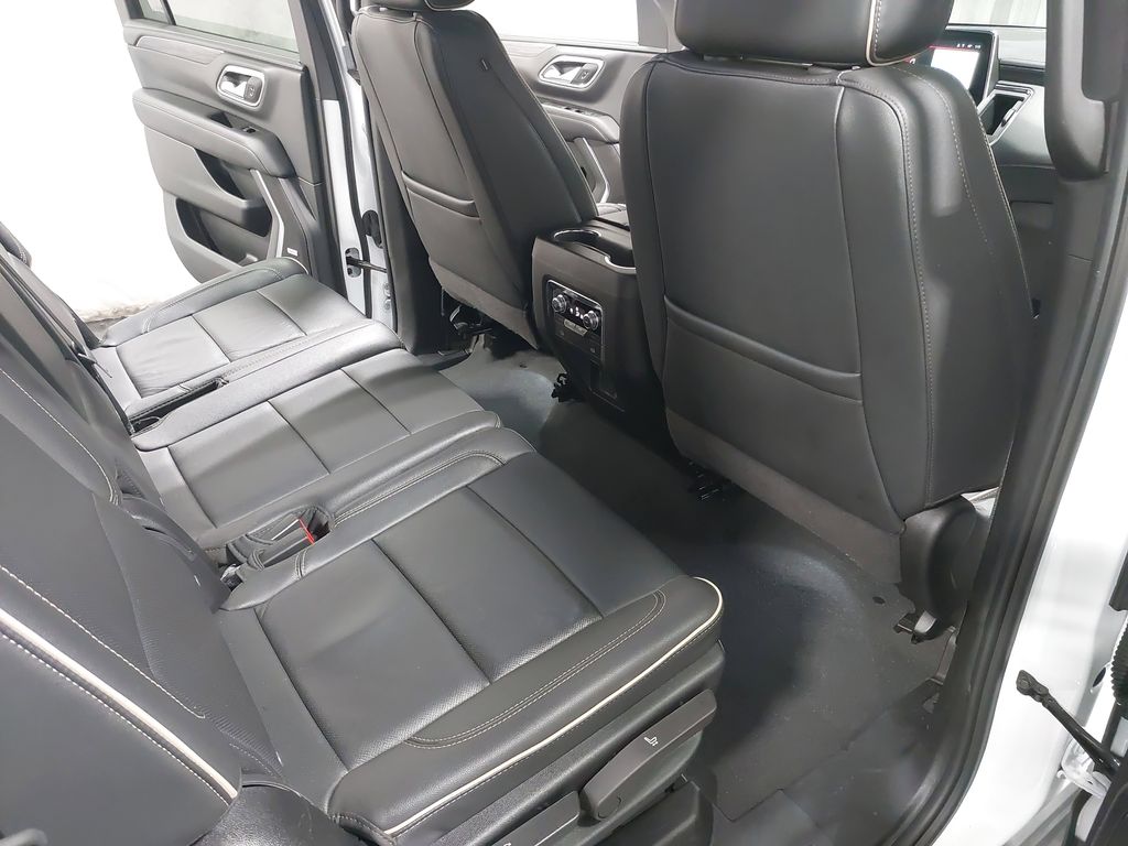 2024 GMC YUKON XL - Image 11