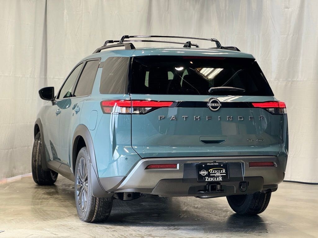 New 2026 Nissan Pathfinder SL SUV