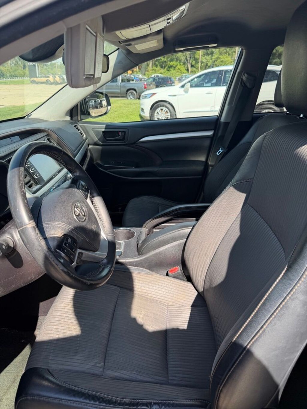 Used 2018 Toyota Highlander LE Plus SUV