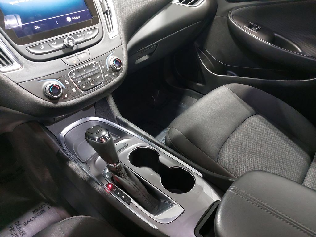 2020 CHEVROLET MALIBU - Image 25