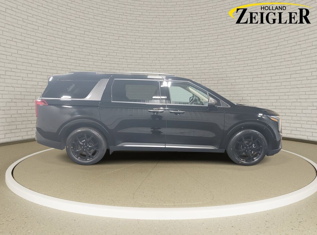Certified 2026 Kia Carnival Hybrid SX Minivan/Van
