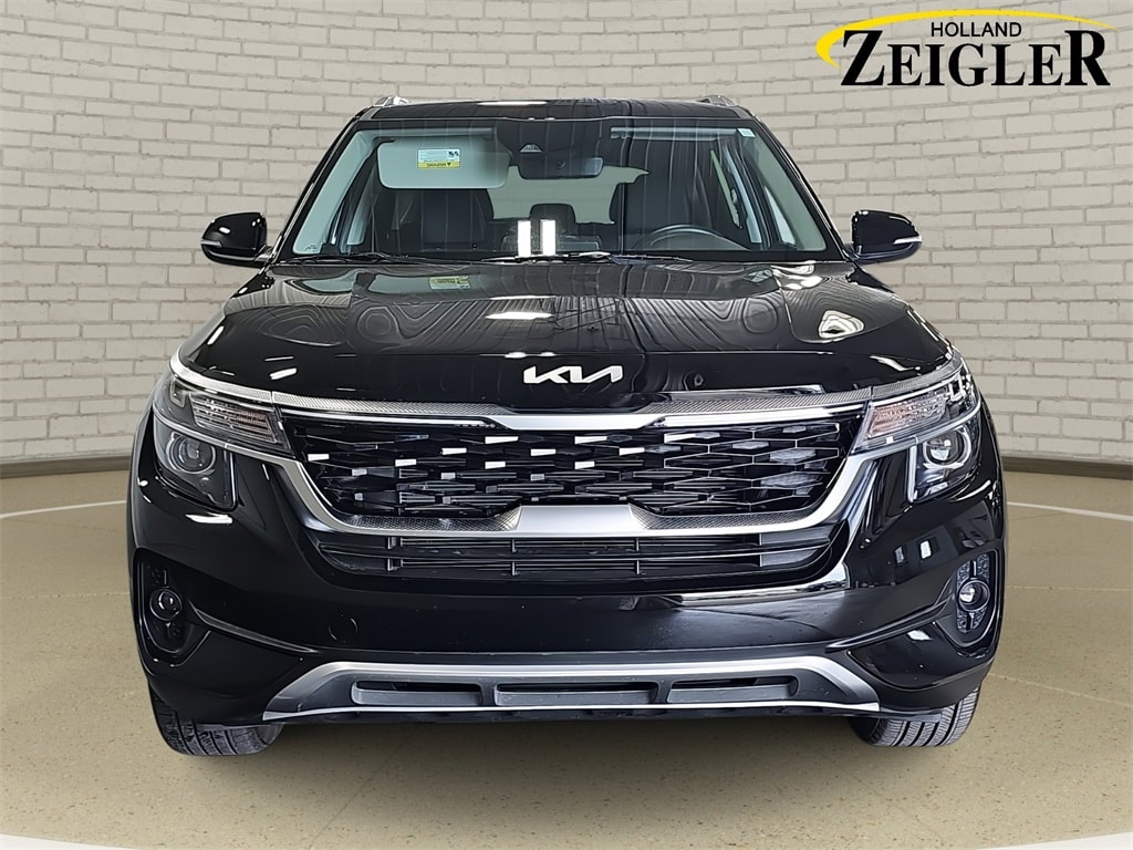Used 2023 Kia Seltos S with VIN KNDEUCAA8P7351386 for sale in Holland, MI