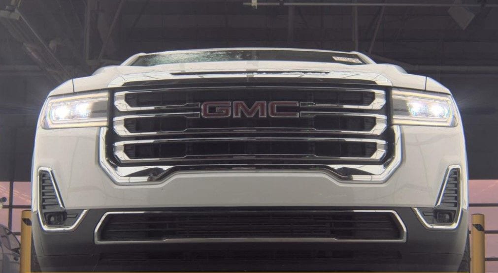 2023 GMC ACADIA - Image 3