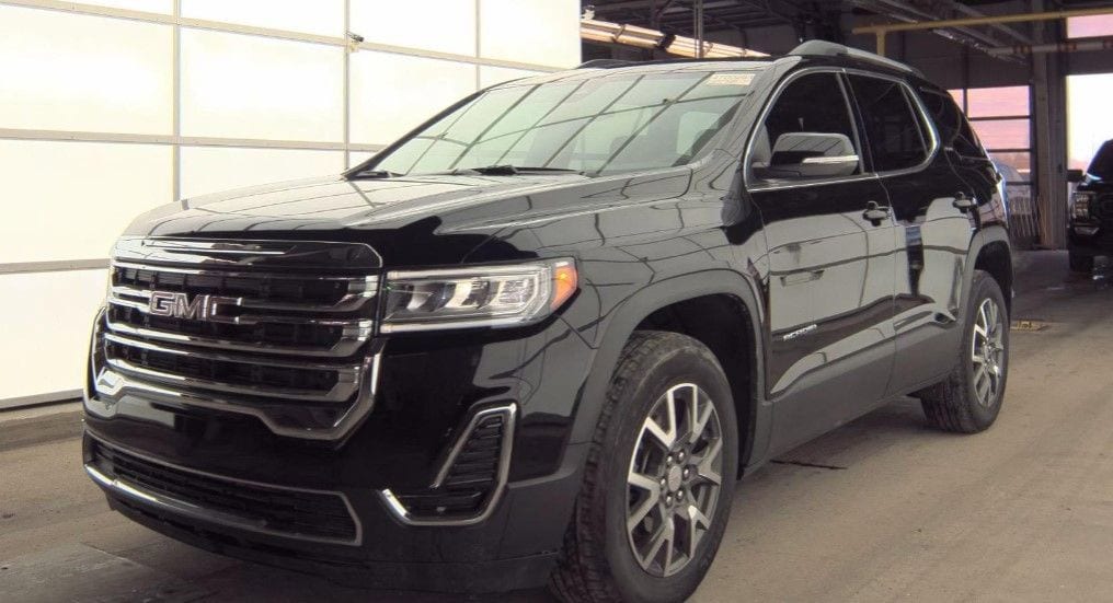 2023 GMC Acadia SLE's photo