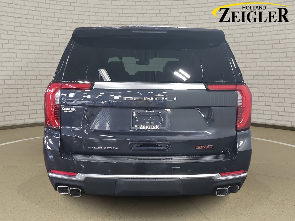 2026 GMC Yukon Denali - Photo 6