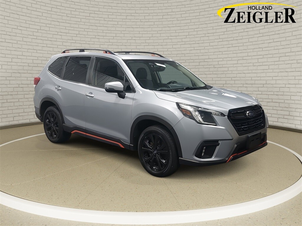 2023 Subaru Forester Sport photo 3