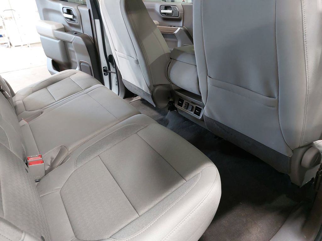 2021 CHEVROLET SILVERADO - Image 11