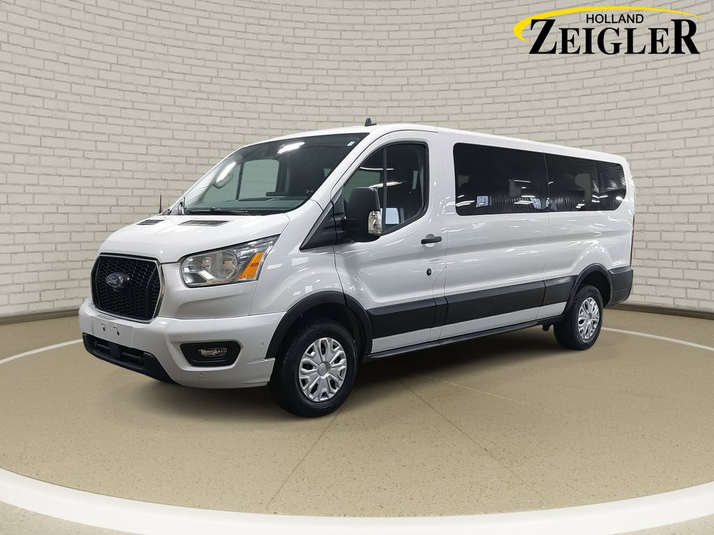 2022 Ford Transit XL's photo