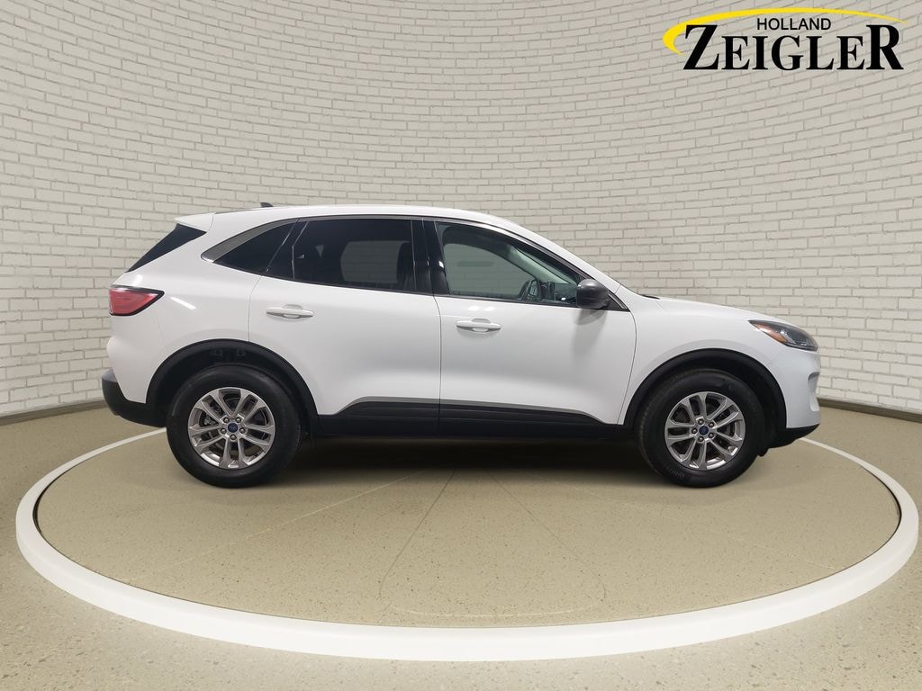 Used 2022 Ford Escape SE SUV