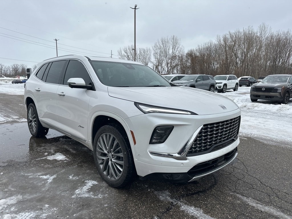 Used 2025 Buick Enclave Avenir SUV