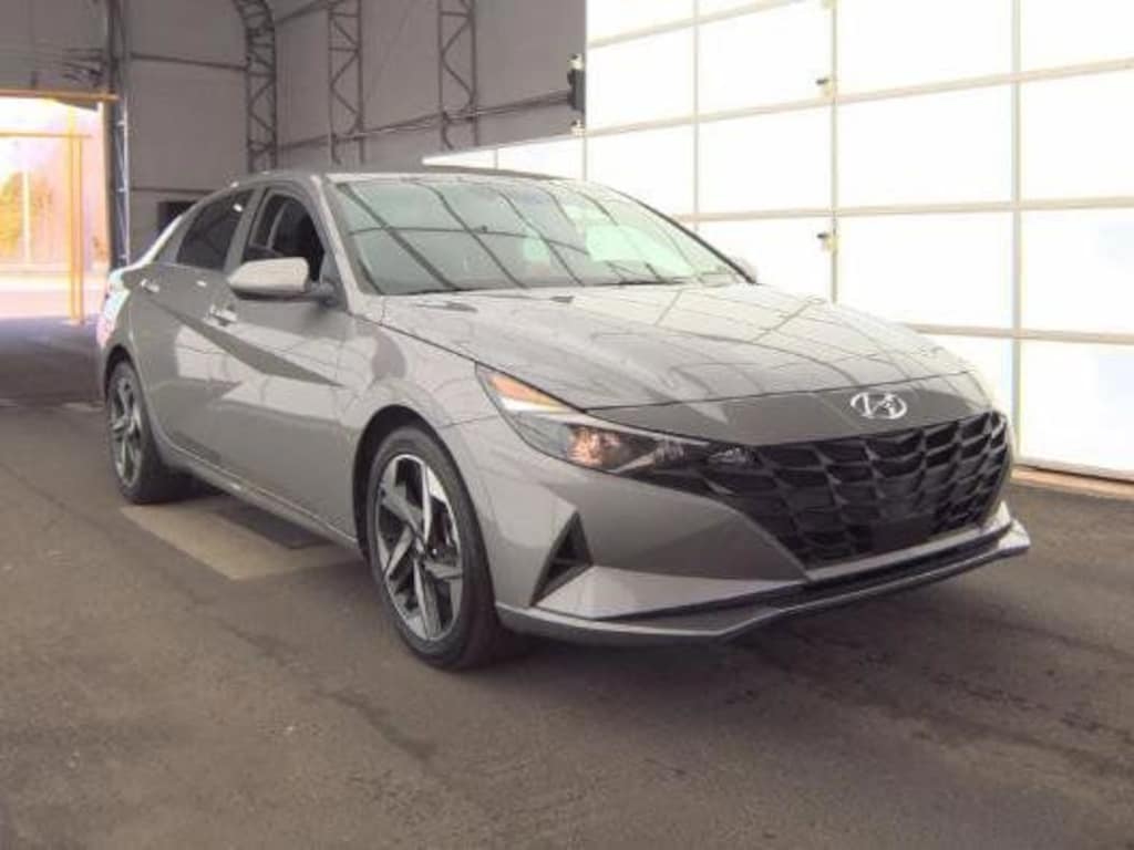 Used 2023 Hyundai Elantra SEL Sedan