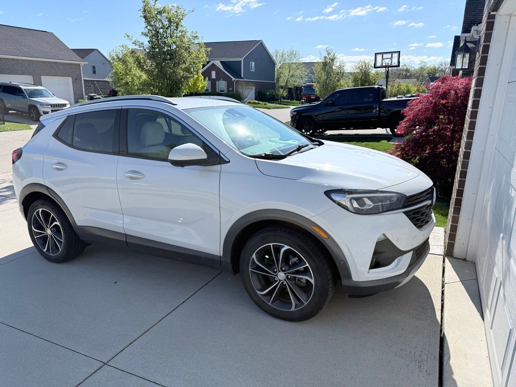 2021 Buick Encore GX Essence's photo