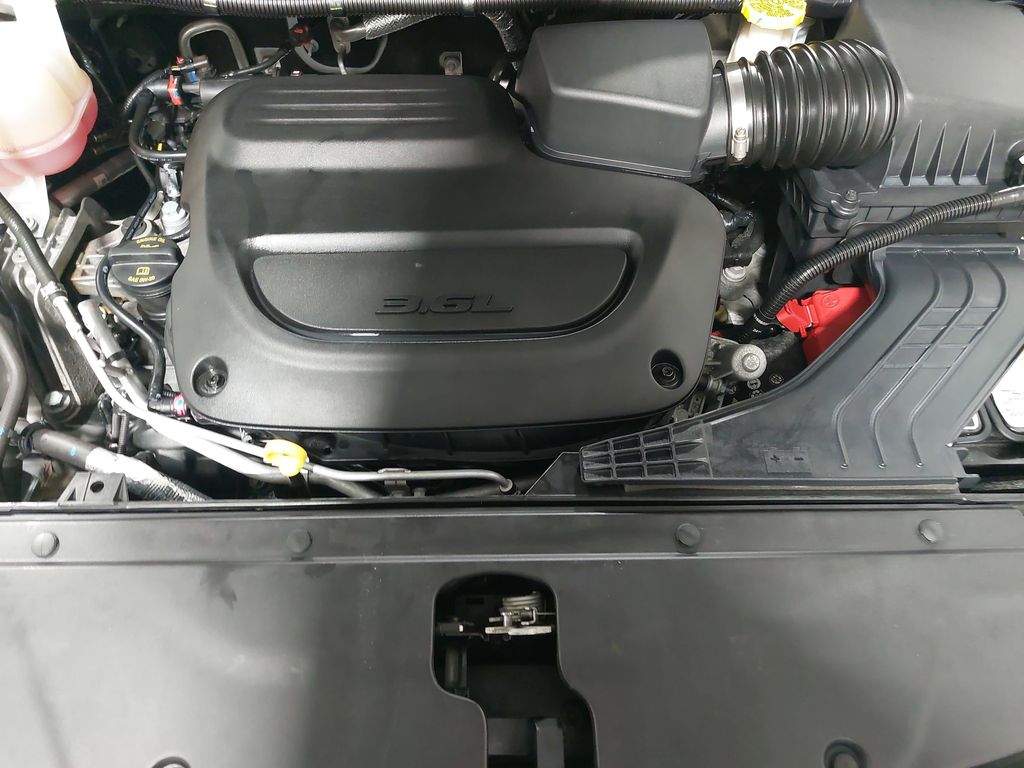 2025 CHRYSLER PACIFICA - Image 32