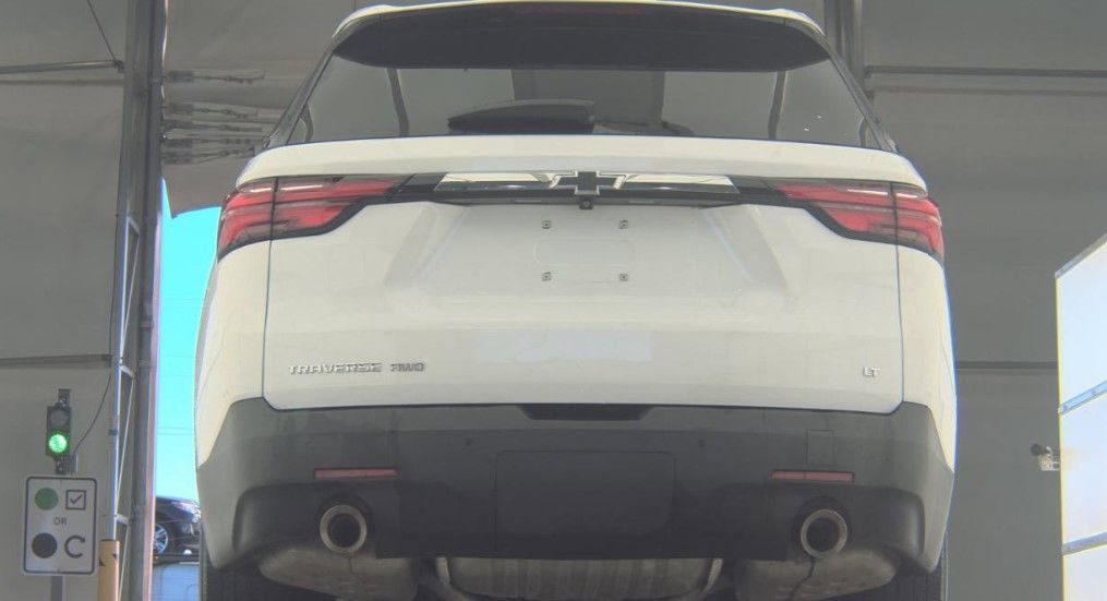 2023 CHEVROLET TRAVERSE - Image 7