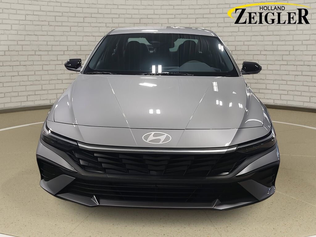 New 2025 Hyundai Elantra SEL Sport Sedan