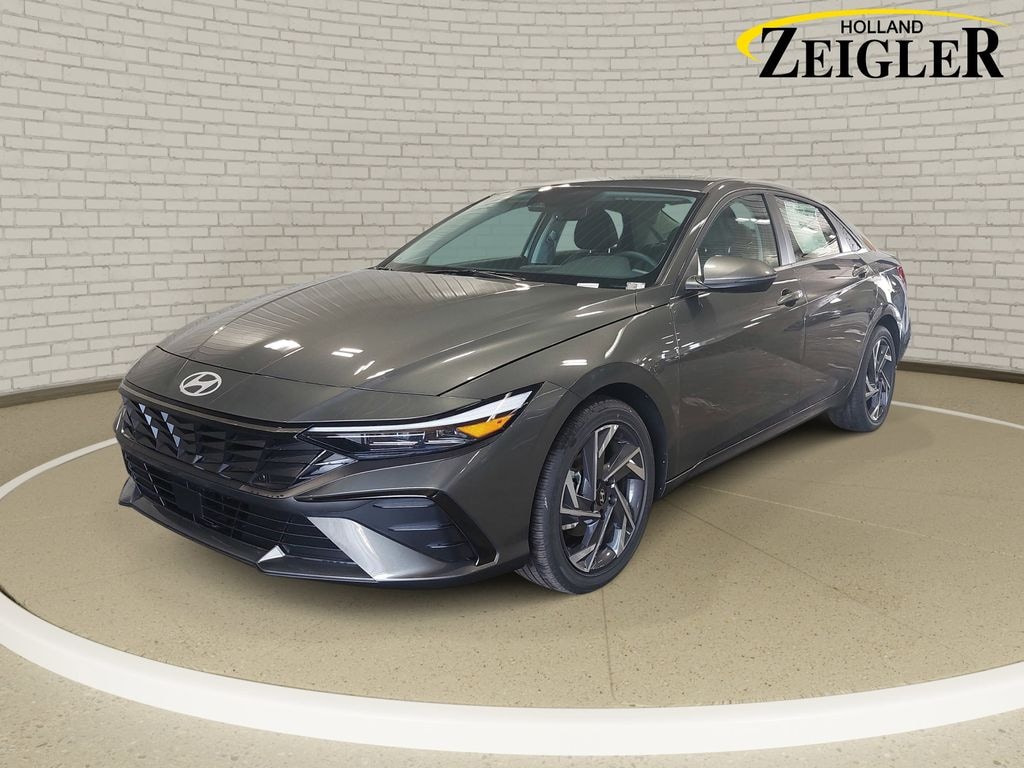 New 2026 Hyundai Elantra Limited Sedan