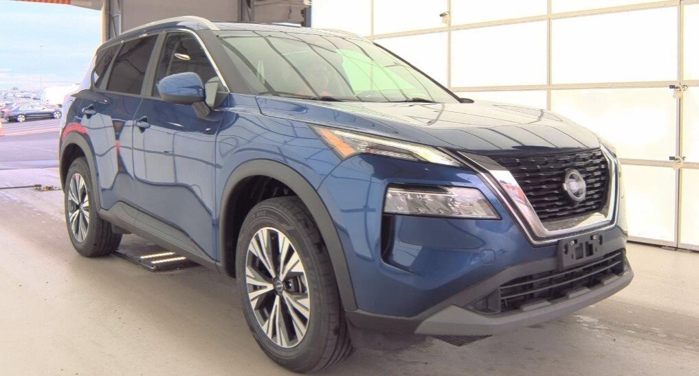 2023 Nissan Rogue SV photo 3