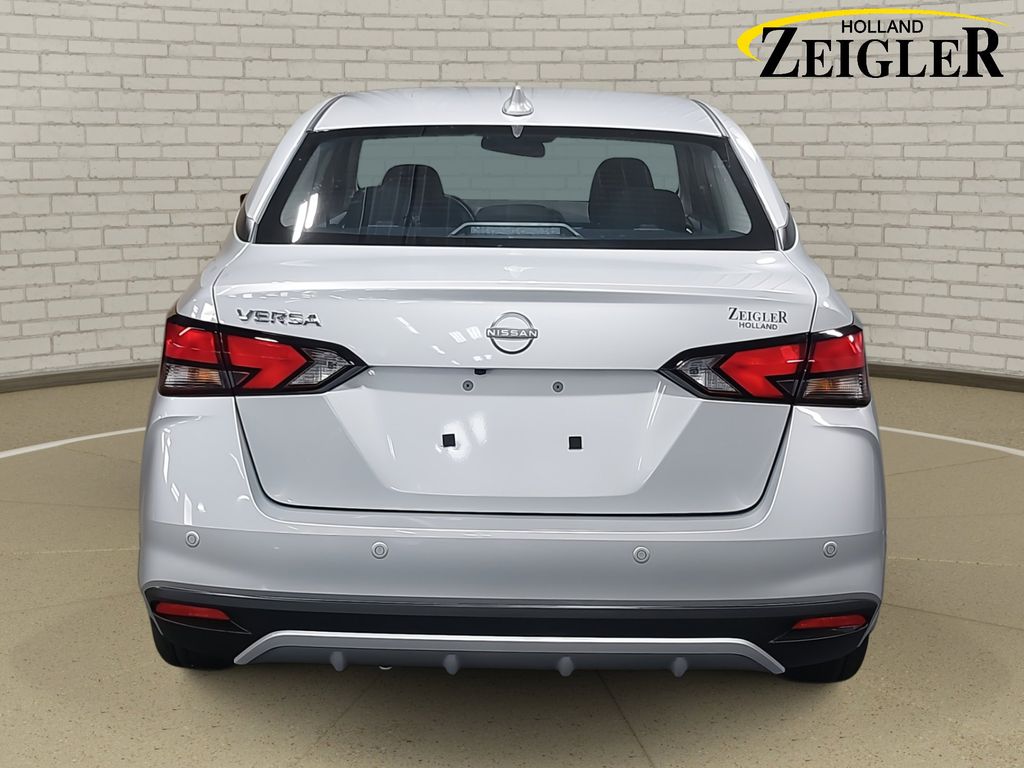 2025 Nissan Versa Sedan SV - Photo 6
