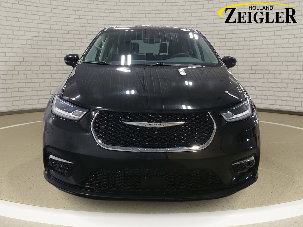 2024 CHRYSLER PACIFICA - Image 2