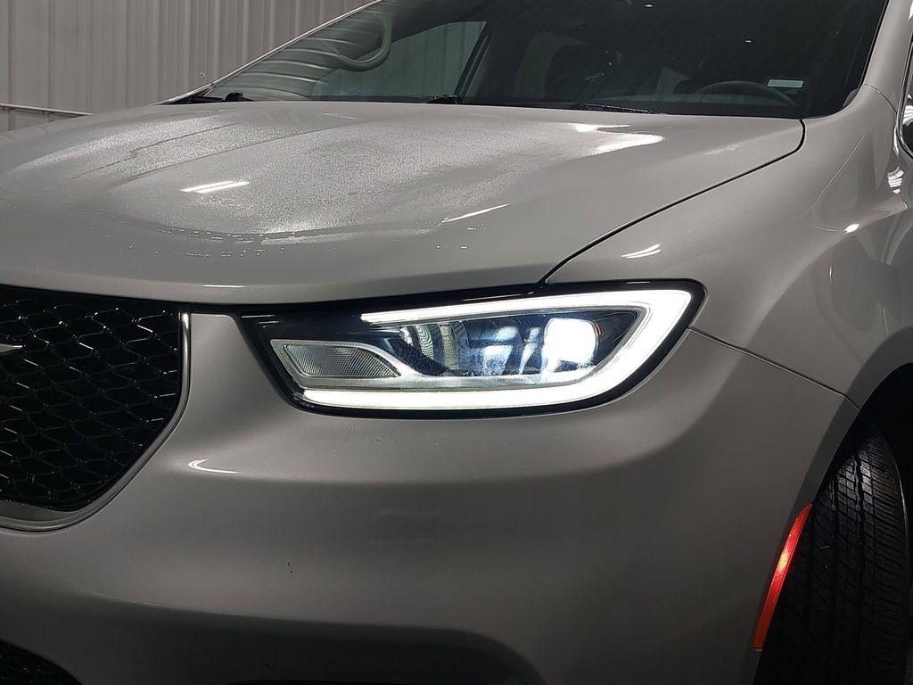2024 CHRYSLER PACIFICA - Image 33