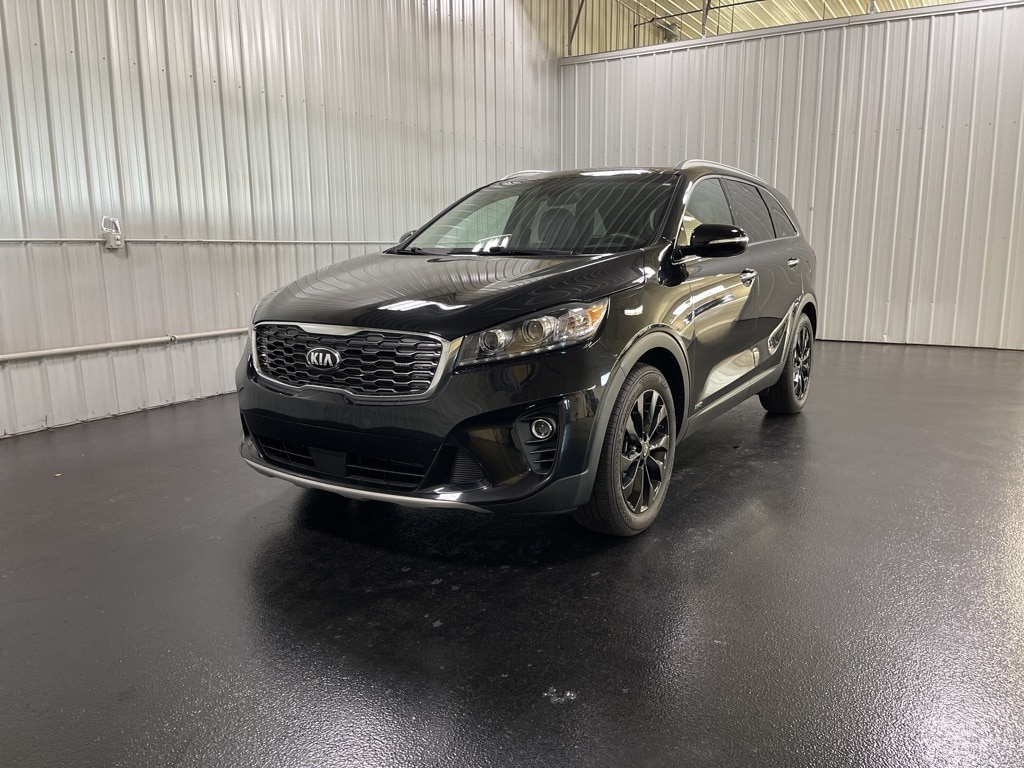 Used 2020 Kia Sorento EX with VIN 5XYPHDA52LG667336 for sale in Holland, MI