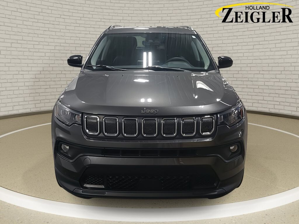 Used 2022 Jeep Compass Latitude SUV