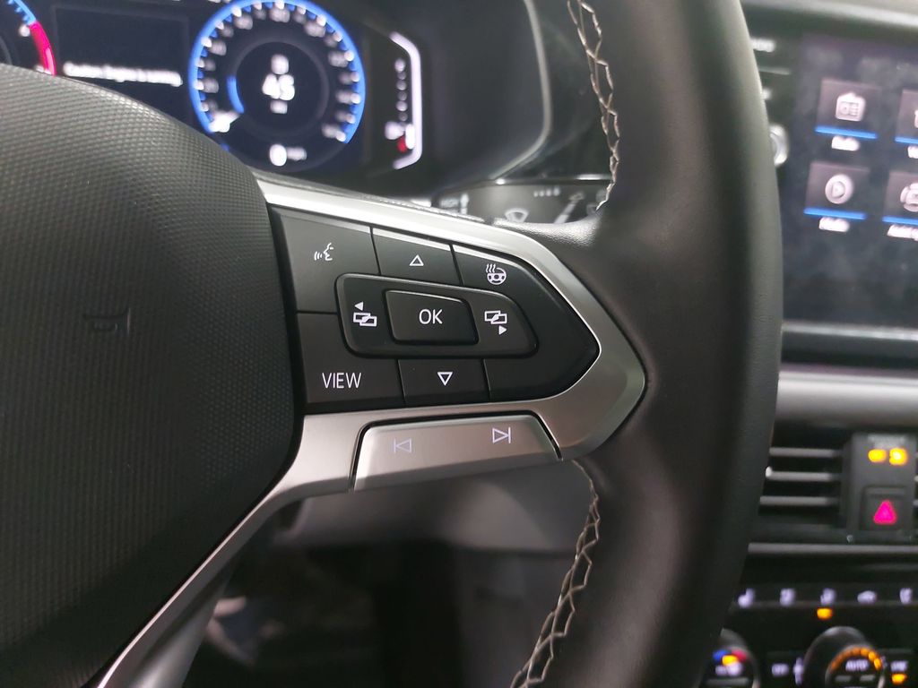 2022 VOLKSWAGEN TAOS - Image 17