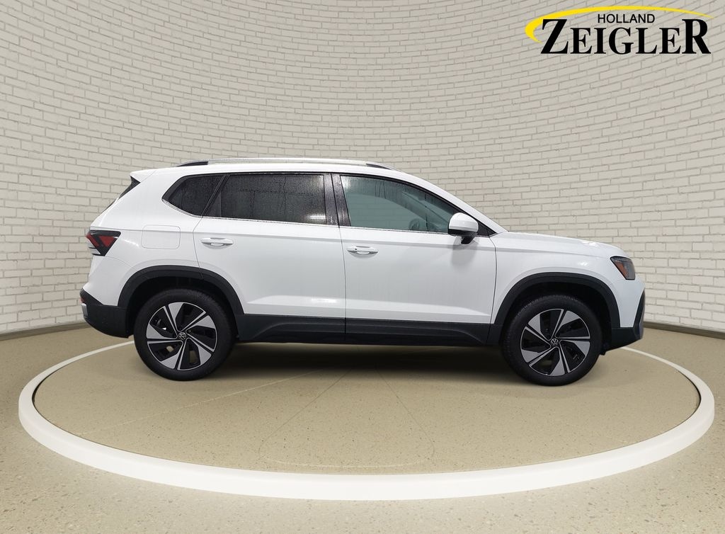 Used 2025 Volkswagen Taos 1.5T SE SUV