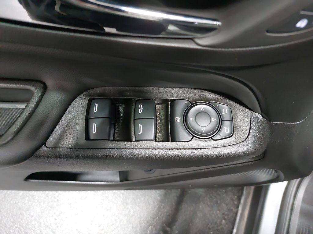 2024 CHEVROLET EQUINOX - Image 28