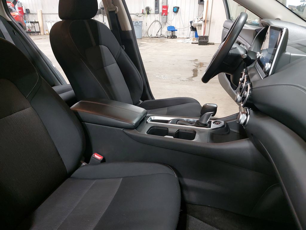 2023 NISSAN SENTRA - Image 10