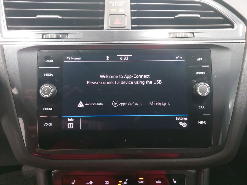 2022 VOLKSWAGEN TIGUAN - Image 22