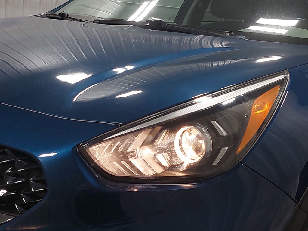 2022 KIA NIRO - Image 33