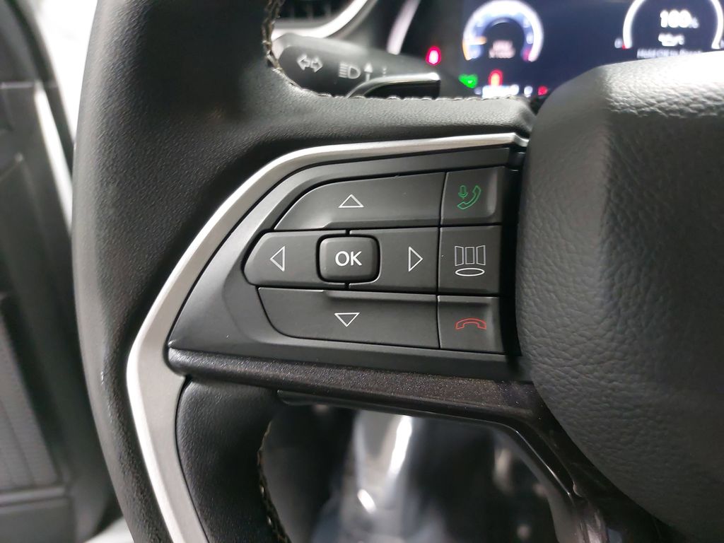 2023 JEEP GRAND CHEROKEE L - Image 19