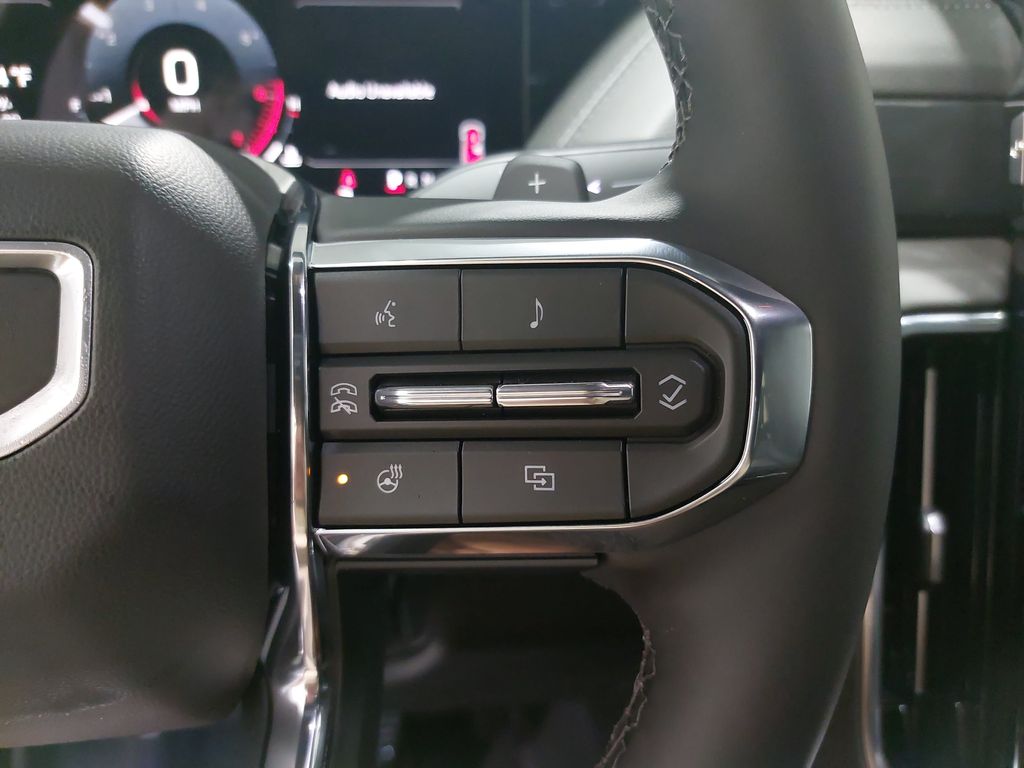 2026 GMC Yukon Denali - Photo 20