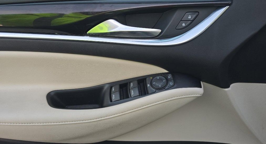 2023 BUICK ENCLAVE - Image 12