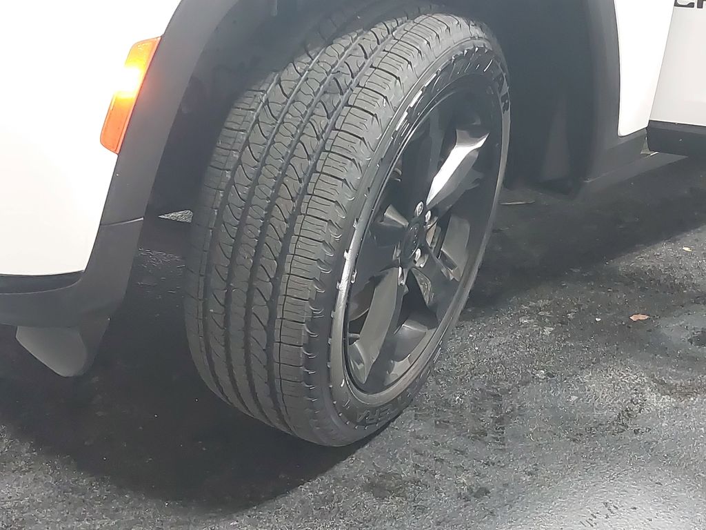 2023 JEEP GRAND CHEROKEE L - Image 35