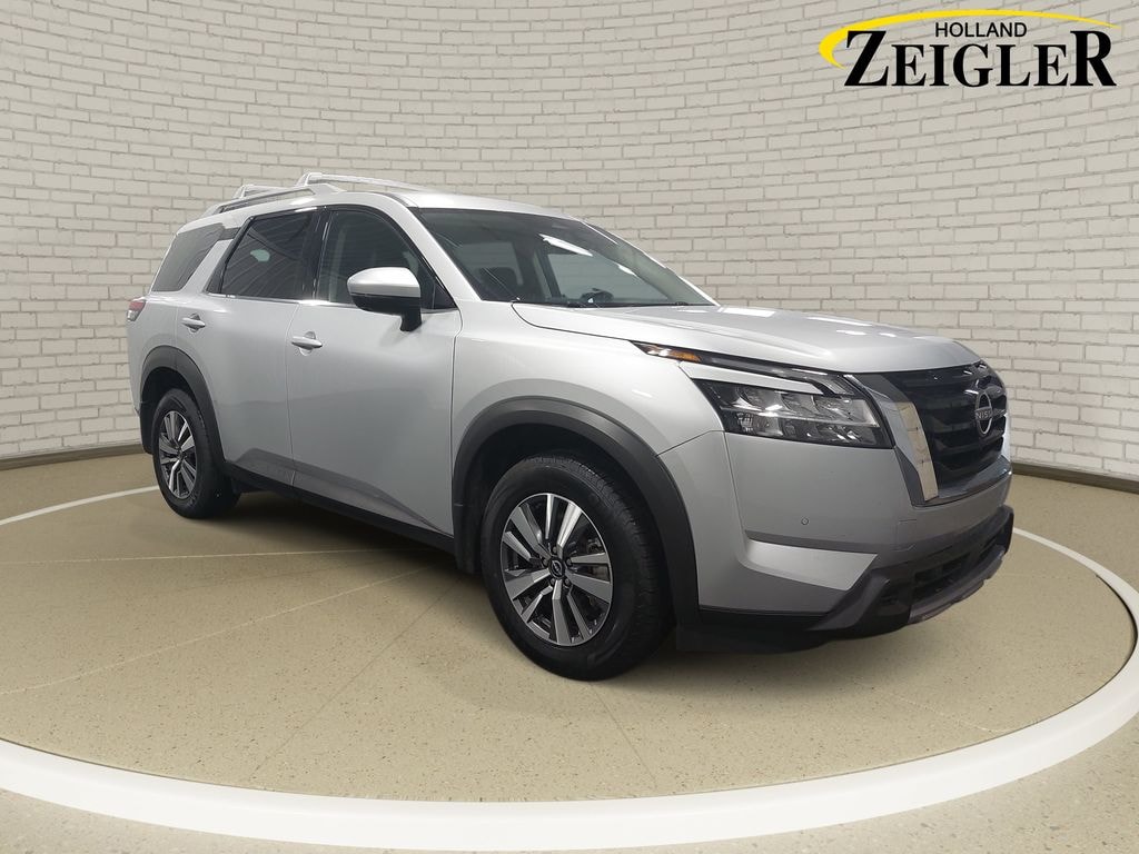 Certified 2024 Nissan Pathfinder SL SUV
