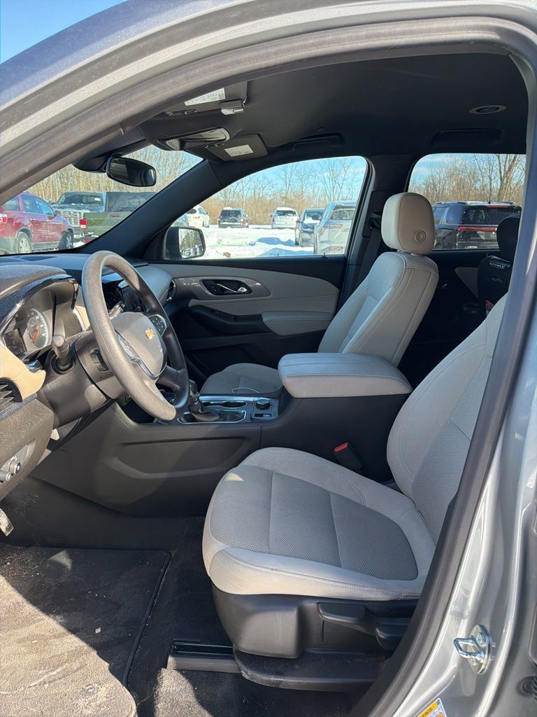 2023 CHEVROLET TRAVERSE - Image 7