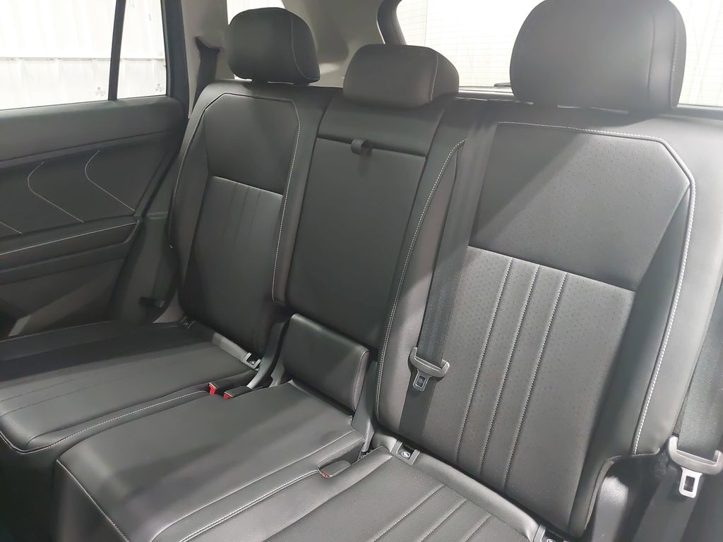 2023 VOLKSWAGEN TIGUAN - Image 13