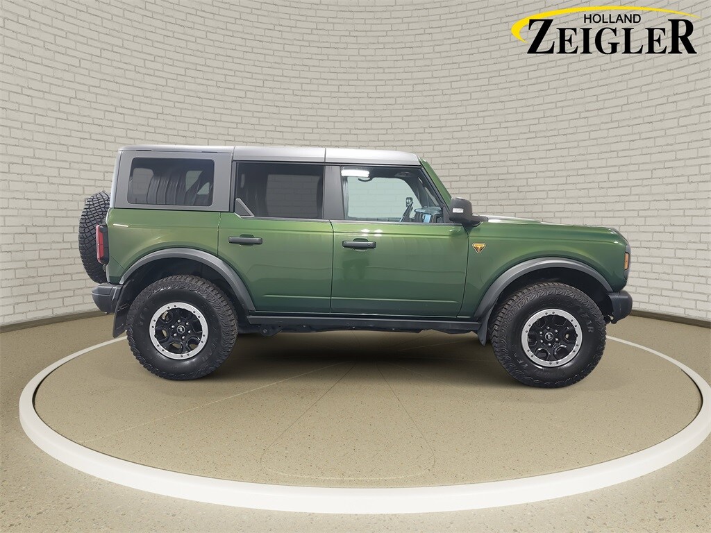 2023 Ford Bronco Badlands photo 4