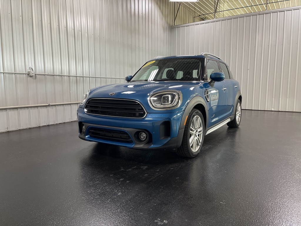 Used 2022 MINI Countryman Oxford Edition with VIN WMZ43BR02N3N71681 for sale in Holland, MI