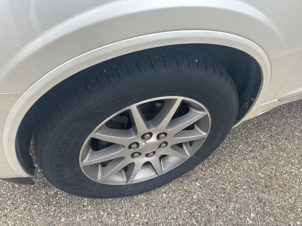 Used 2014 Buick Enclave Leather with VIN 5GAKVBKD3EJ293241 for sale in Holland, MI