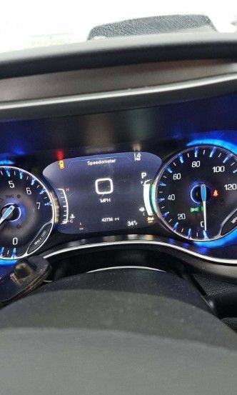 2024 CHRYSLER PACIFICA - Image 20