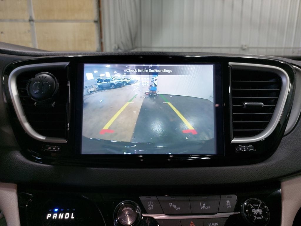 2024 CHRYSLER PACIFICA - Image 26