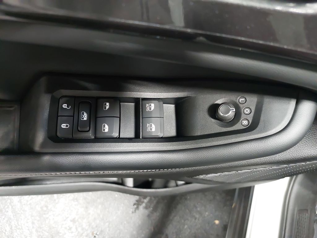 2023 JEEP GRAND CHEROKEE L - Image 30